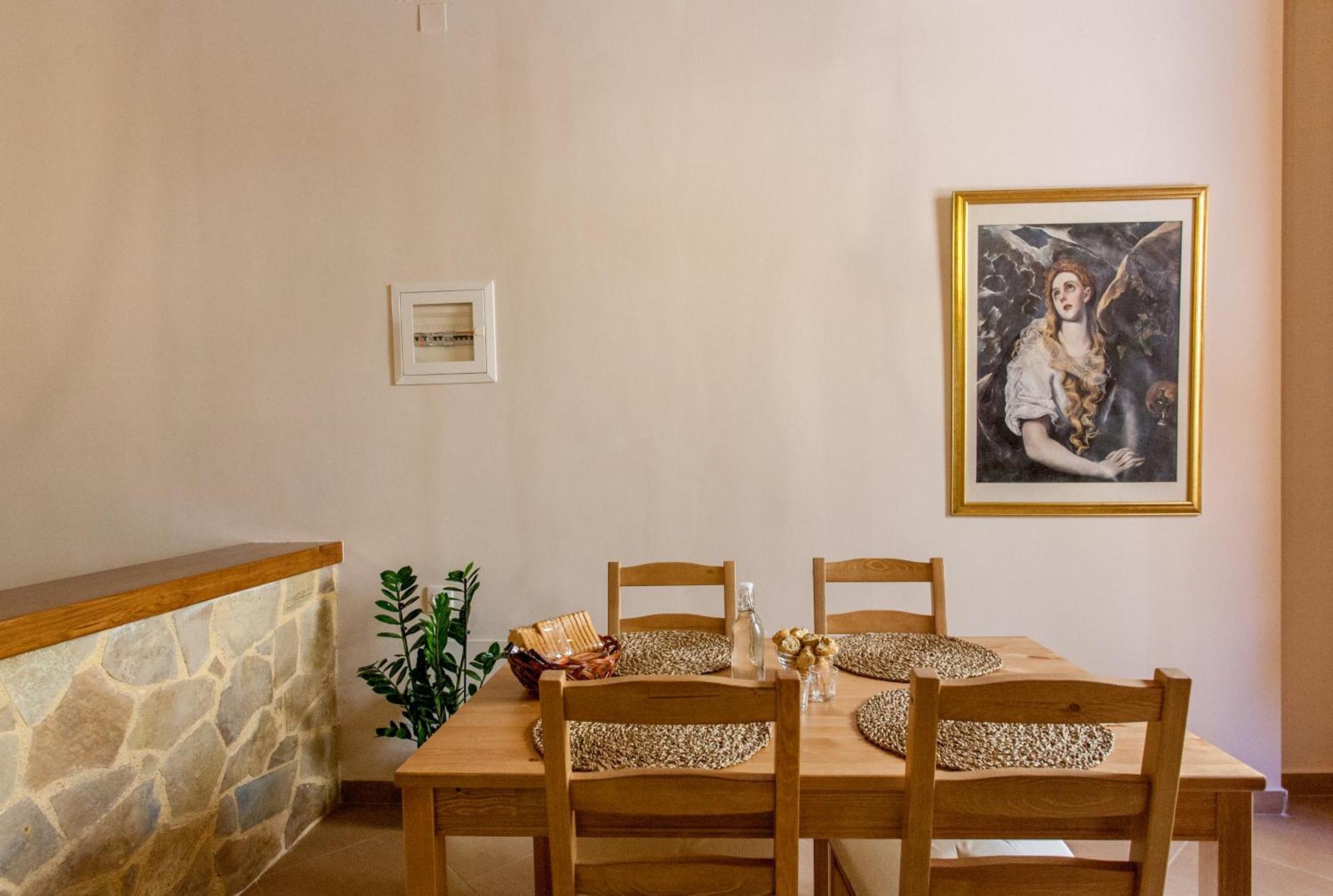 Pleiades Apartment